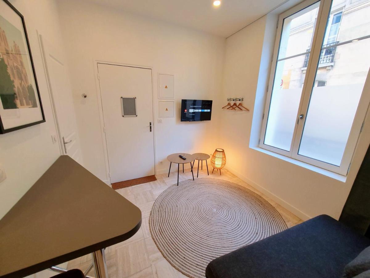 Appartement Premium Dans Une Belle Demeure - Hyper Centre-Ville De Reims Exterior foto