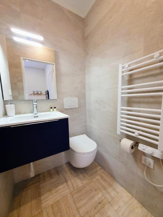 Appartement Premium Dans Une Belle Demeure - Hyper Centre-Ville De Reims Exterior foto