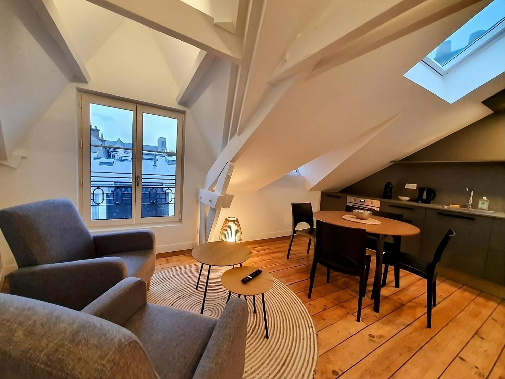 Appartement Premium Dans Une Belle Demeure - Hyper Centre-Ville De Reims Exterior foto